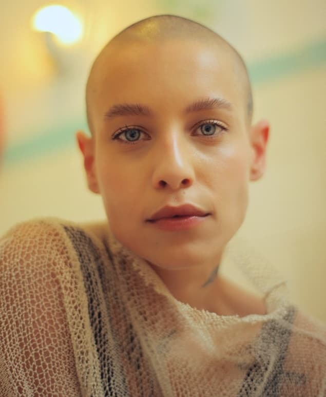 Haarausfall Frauen - Die besten Tipps bei Haarausfall